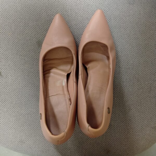 sapato feminino com salto (SF1)